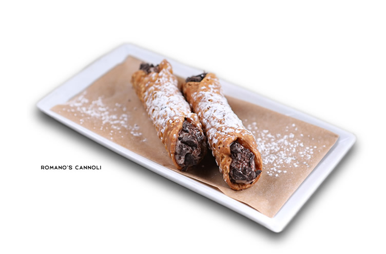romanos-macaroni-grill-romano-cannoli